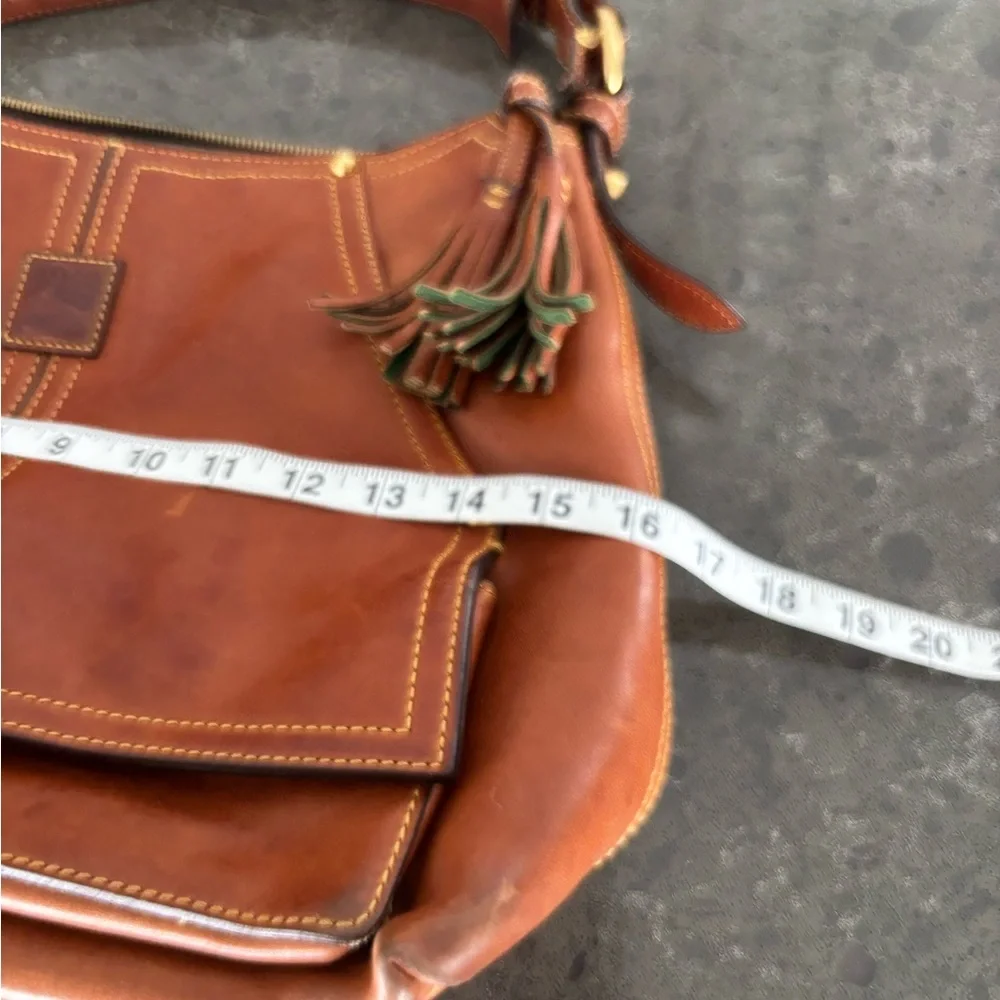 Dooney & Burke True Saddle Bag Saddle Tan - Picture 8 of 12
